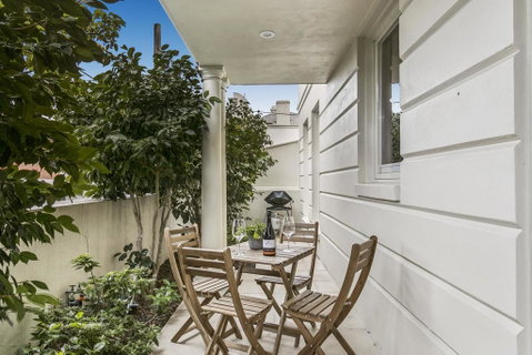 Convenient And Quiet In Sophisticated Malvern - Tweed Heads Accommodation 2
