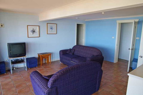 Cooinda, 17 Dulconghi Street - Tweed Heads Accommodation 2