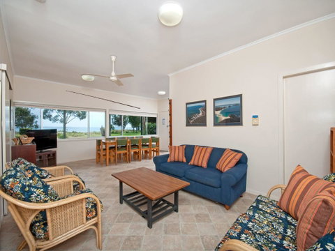 Corlette Point Road, 18, Sandy Shores - Tweed Heads Accommodation 1