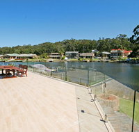 Cormorant Waterfront Home - Tweed Heads Accommodation