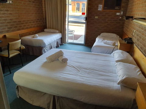 Corowa Golf Club Motel - Tweed Heads Accommodation 1