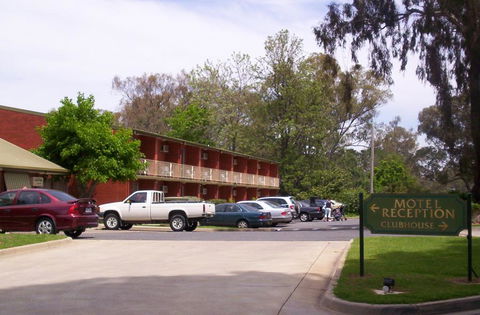 Corowa Golf Club Motel - Tweed Heads Accommodation 2