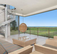Costa del Sol - WiFi and Austar - Tweed Heads Accommodation