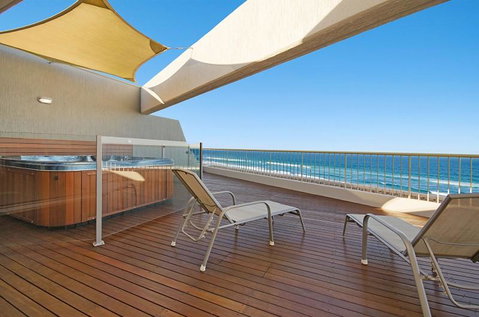 Costa Nova Holiday Apartments - Tweed Heads Accommodation 1