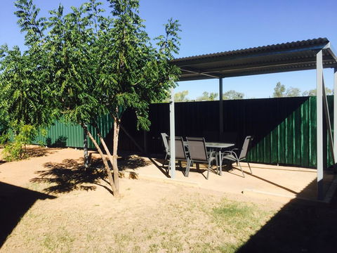 Cottage On Cork - Tweed Heads Accommodation 2