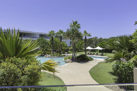COTTON BEACH ON THE POOL 66 - Tweed Heads Accommodation 0