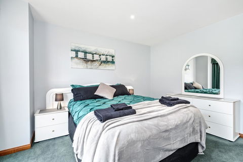 Country Meets Town - Tweed Heads Accommodation 1