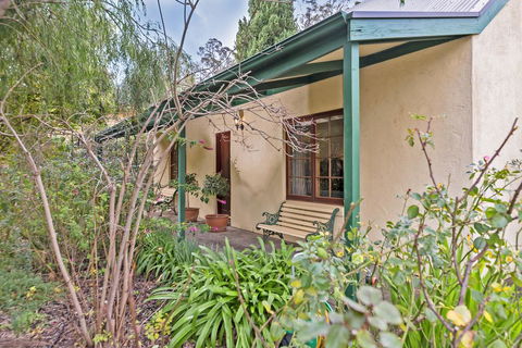 Country Pleasures Bed And Breakfast - Tweed Heads Accommodation 1