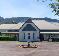 Cowley House - stunning entertainer views pool - Tweed Heads Accommodation