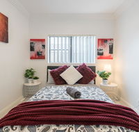 Cozy Duplex Home 3 Bdrms 1 Bath Sleeps 6 - Tweed Heads Accommodation