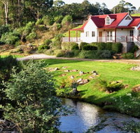 Crabtree Riverfront Cottages - Tweed Heads Accommodation