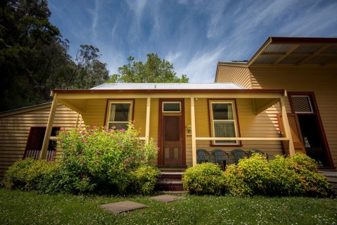 Creek Cottage - Tweed Heads Accommodation 0