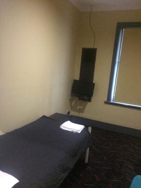 Cross Keys Hotel - Tweed Heads Accommodation 3