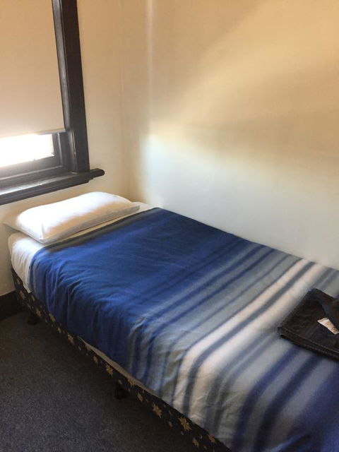 Crown Inn Hotel - Tweed Heads Accommodation 3