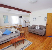 Culburra Sea Stay - beach and shop an easy walk - Tweed Heads Accommodation