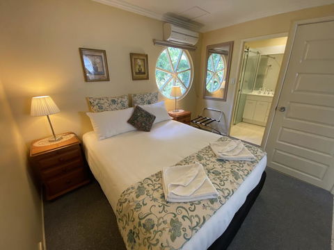Curtis Cottage - Tweed Heads Accommodation 1