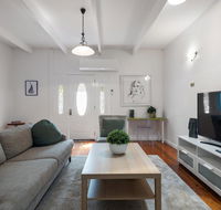 Cute and Relaxed Holiday Home - Close to Beach - Tweed Heads Accommodation