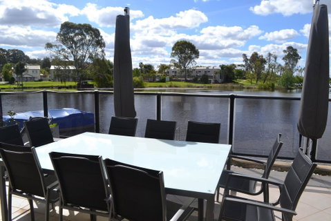 Cypress Drive Town House - Tweed Heads Accommodation 0