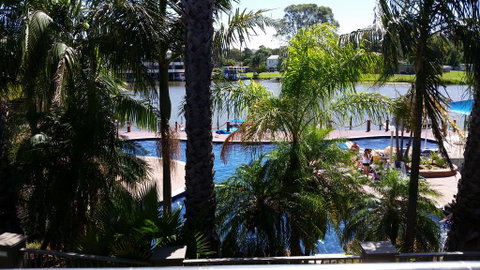 Cypress Waterfront Spa Apartment - Tweed Heads Accommodation 0