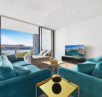 Darling Harbour Waterfront Luxury Apartment - Tweed Heads Accommodation
