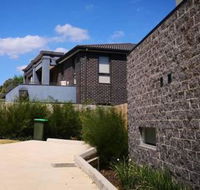 Delicate and Peaceful Bundoora Townhouse 11 - Tweed Heads Accommodation