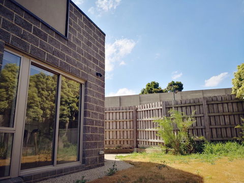 Delicate And Peaceful Bundoora Townhouse 11-R4 - Tweed Heads Accommodation 1