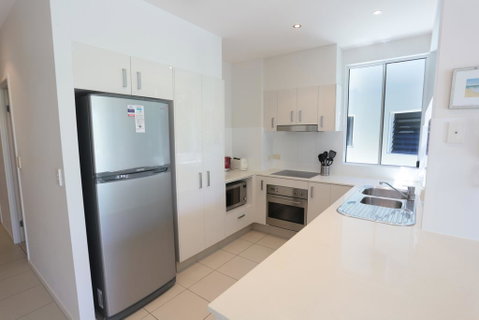 Delightful Family Apartment In Modern Complex - Tweed Heads Accommodation 3