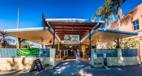 Diggers Tavern - Tweed Heads Accommodation 0