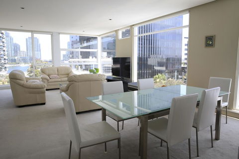 Docklands Luxury Penthouse Right Above The District Docklands - Tweed Heads Accommodation 0