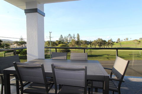 Dolphin Court 1, 1 Gowing Street - Tweed Heads Accommodation 3