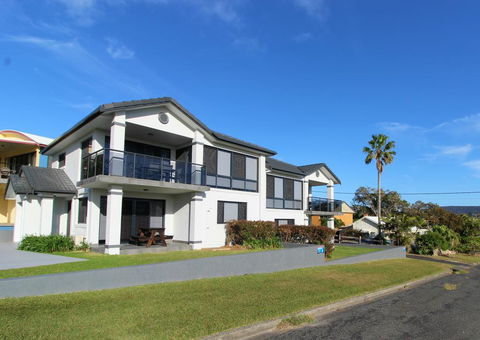 Dolphin Court 2, 1 Gowing Street - Tweed Heads Accommodation 1