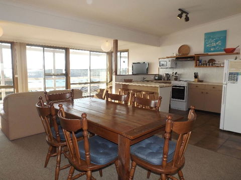 Donaldsons At Pambula Beach - Tweed Heads Accommodation 3