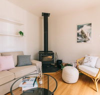 DOVESTONES BY THE SEA - INVERLOCH - Tweed Heads Accommodation