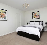 Downstairs in Hawthorn - Tweed Heads Accommodation