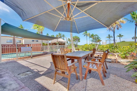 Driftwood On The Beach - Tweed Heads Accommodation 3