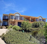 Dromaius 5 - Great Views of The Snowy Mountains - Tweed Heads Accommodation