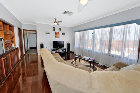 Dunelm House - Tweed Heads Accommodation 3