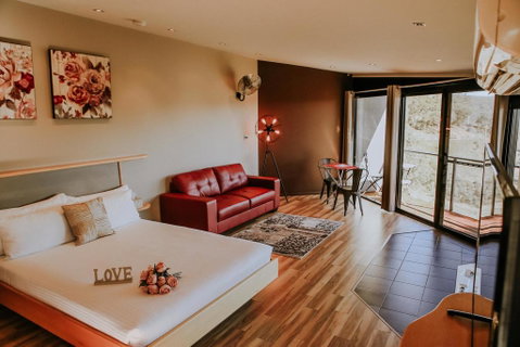 Eagle View Escape - Tweed Heads Accommodation 2