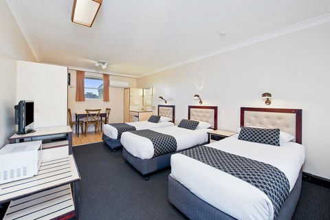 Econo Lodge Savannah Park Tamworth - Tweed Heads Accommodation 1