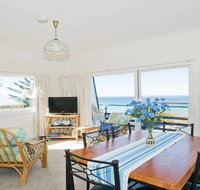 Eden On the Beach - beachside getaway - Tweed Heads Accommodation