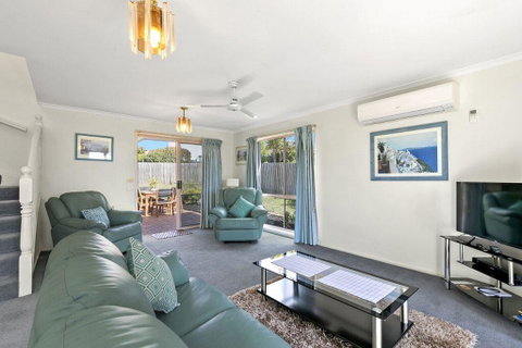 Elizabeth Grove 3 - Tweed Heads Accommodation 1