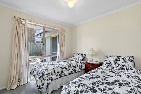Elizabeth Grove 3 - Tweed Heads Accommodation 3