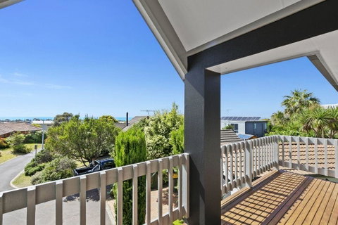 Elizabeth Grove 3 - Tweed Heads Accommodation 2
