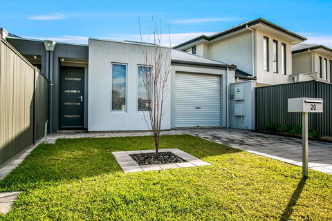 Ella House Adelaide - Tweed Heads Accommodation 2