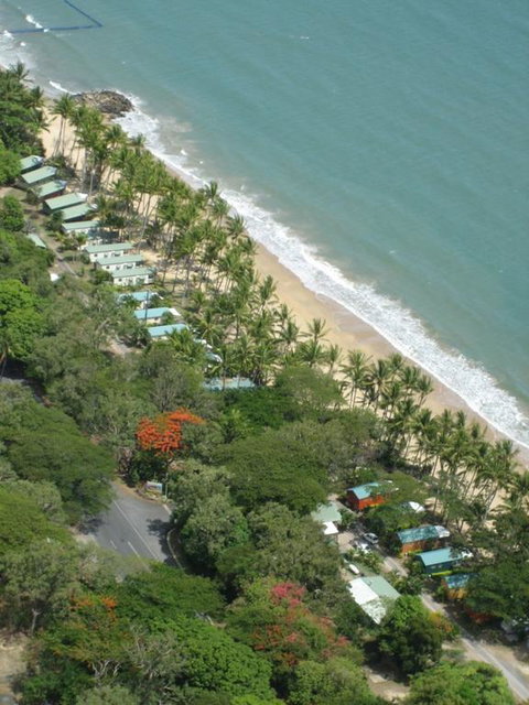 Ellis Beach Oceanfront Bungalows - Tweed Heads Accommodation 3