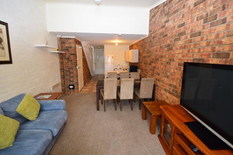 Ellswood 6 - Tweed Heads Accommodation 2