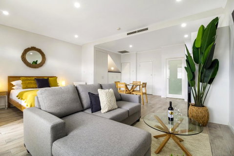 Enjoy Bayside Life At Stylish Studio Close To City - Tweed Heads Accommodation 0