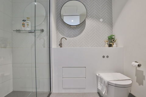 EQ TOWER Melbourne CBD APT - Tweed Heads Accommodation 3