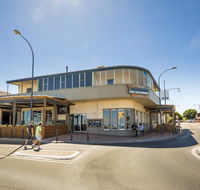Esplanade Hotel Adelaide - Tweed Heads Accommodation