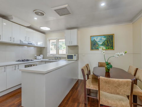 Exclusive Handy Holiday House - Tweed Heads Accommodation 3